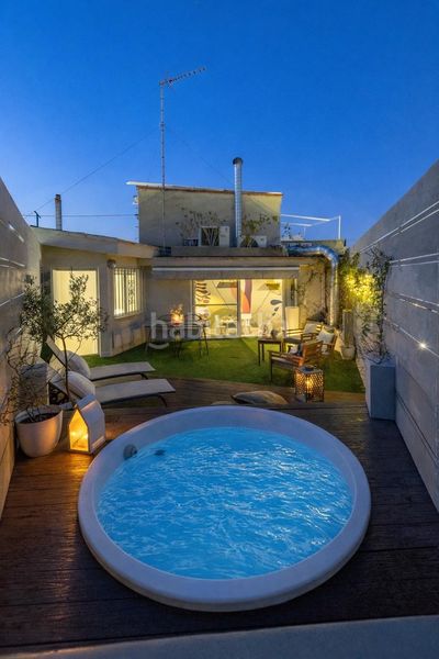 Foto c34064c2-0ada-4a25-8411-d1b40a3ad66f. Casa amb piscina a Centro Chiva