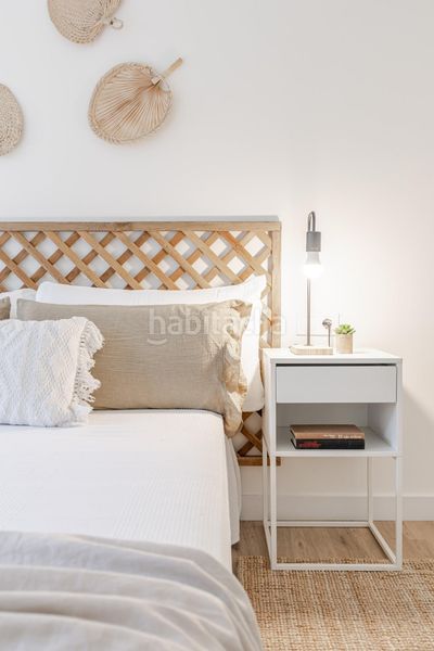 Piso luminoso de 4 habitaciones , con balcón y vistas despejadas en Valencia - Imagen 35