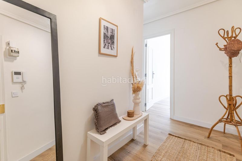 Piso luminoso de 4 habitaciones , con balcón y vistas despejadas en Valencia - Imagen 20
