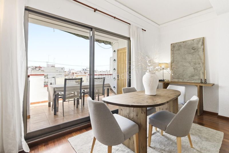Ático en ubicación privilegiada con vistas al río en Valencia - Imagen 8