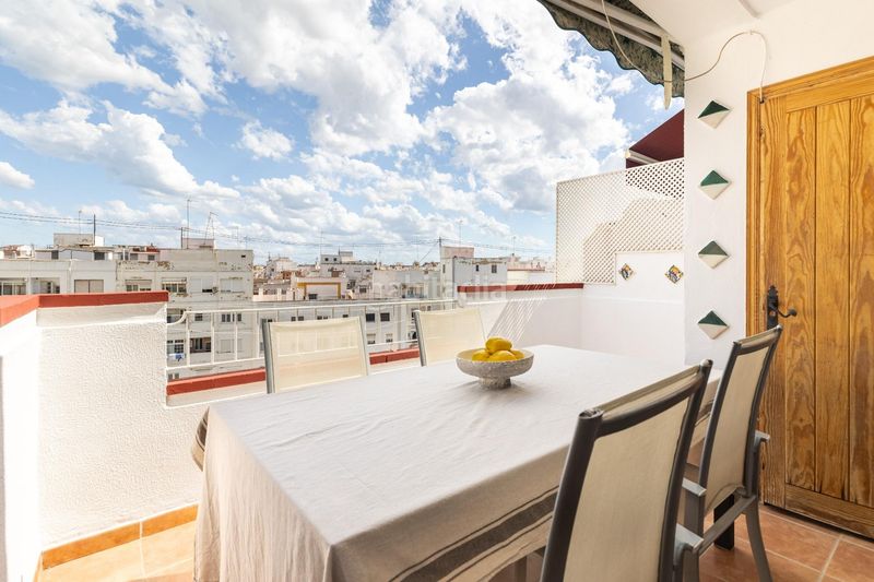 Ático en ubicación privilegiada con vistas al río en Valencia - Imagen 50