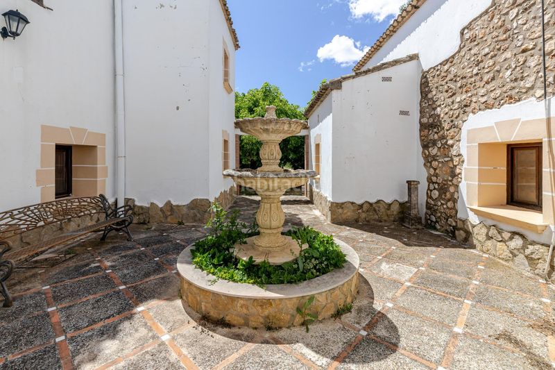 Foto d8253c85-d764-443e-8fde-3020cee718dd. Casa amb calefacció aparcament a Bocairent