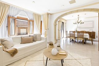 Haus in Calle SAFOR LA 3