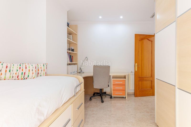 Foto e56eed0a-0de7-430a-9cf3-bca1ac3ec799. Casa adossada amb calefacció aparcament a Centro puerto Sagunt