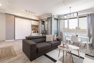 Pis  Hermanos machado. Loft seminuevo con piscina y zonas comunes en avenida hermanos m