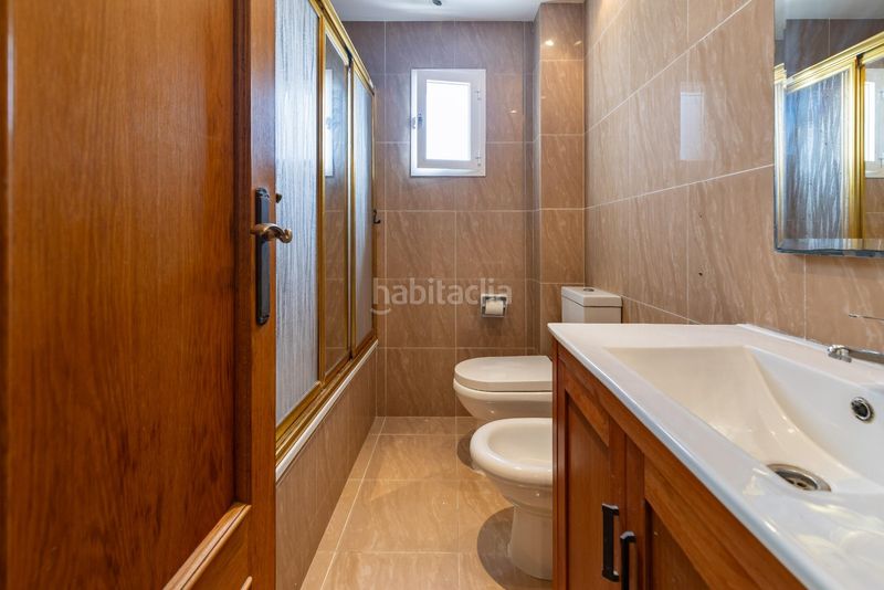 Foto 67180a00-ac38-425c-beb0-b12601d76a5c. Apartament amb aparcament piscina a El Perellonet Valencia