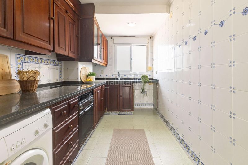 Foto f3693082-166c-47d5-a7d5-1e108043cd5f. Apartament amb aparcament piscina a El Perellonet Valencia