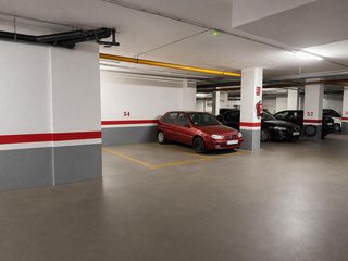 Car parking in Gran Vía Gran Vía de Fernando 'El Católico'