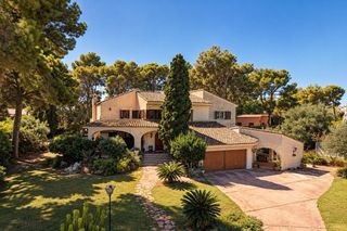 Chalet  Federico garcia sanchis. Exclusivo chalet con piscina y gran jardín en santa apolonia