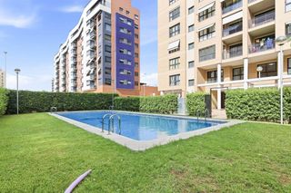 Appartamento  Calle av del mar. Piso listo para entrar a vivir con piscina, zonas comunes y exce
