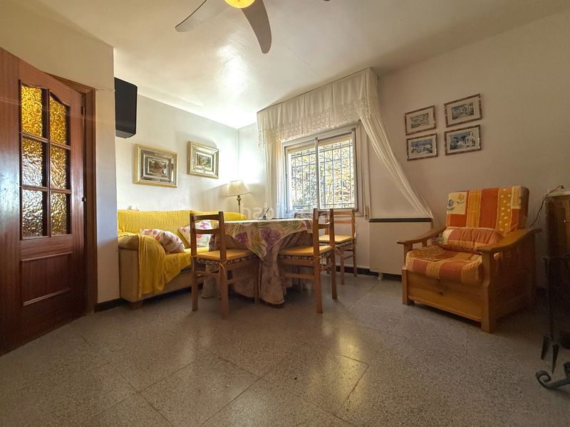 Foto fa30ac1d-00be-453c-97f7-a2e8921370da. Xalet amb xemeneia calefacció aparcament a Estremera