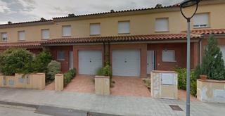 Casa bifamiliare in Carrer de jacint verdaguer 17