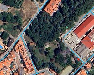 Chalet in Carrer folch i torres 29. Chalet con parcela en piera