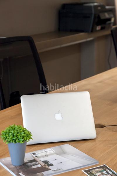 Foto 002982ef-8aa3-47b7-916d-fd3fcf076c95. Miete geschäftsraum in carrer de déu i mata 152 in Barcelona