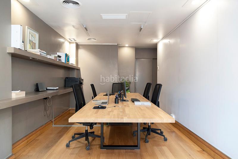 Foto 848abb0b-de54-4e66-9119-73785cfa34f6. Miete geschäftsraum in carrer de déu i mata 152 in Barcelona