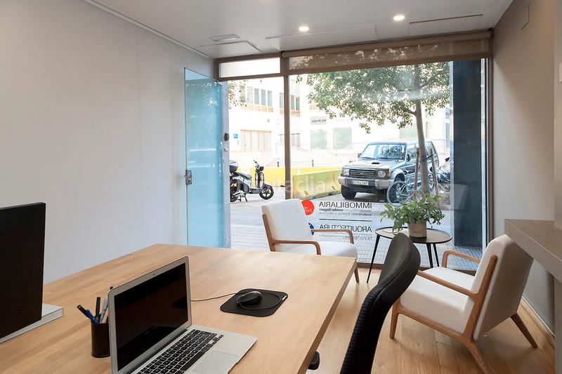 Foto 8813dafa-56b3-4fe4-9c6b-9922588fd31d. Rent business premise in carrer de déu i mata 152 in Barcelona