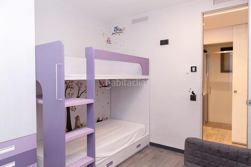 Foto 9a85e411-35cd-40c2-9a61-cea8815c5149. Àtic amb calefacció aparcament a Dreta de l´Eixample Barcelona