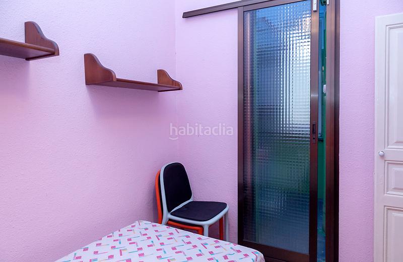 Foto 82d03720-1b86-48f2-9b71-f772a268bd61. Flat in carrer de milà i fontanals 58 in Vila de Gràcia Barcelona