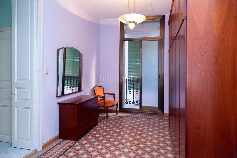 Foto cbc9236e-e278-4e9b-9b3d-1c1914179d58. Flat in carrer de milà i fontanals 58 in Vila de Gràcia Barcelona