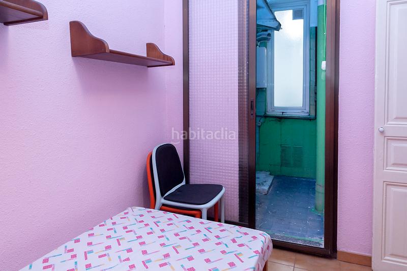 Foto ce6a8d56-860c-40db-affc-f5839d2a7c73. Flat in carrer de milà i fontanals 58 in Vila de Gràcia Barcelona