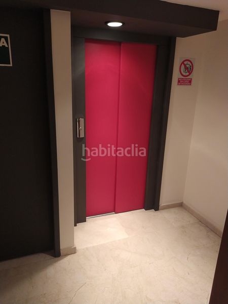 Foto 4399c878-b23b-4824-b146-3ca5f808bd51. Oficina en calle de molina de segura 3 amplio y luminosa oficina en última planta-ático, con todas las orientaciones. venta y alquiler. en Murcia
