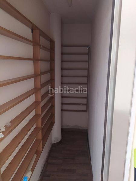 Foto 4a88b091-e57e-45e1-ac85-ed796efb4fe6. Oficina en calle de molina de segura 3 amplio y luminosa oficina en última planta-ático, con todas las orientaciones. venta y alquiler. en Murcia
