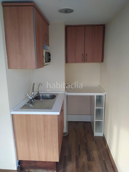 Foto 6bf28d89-2f00-49d8-a6c3-3cf2c6fa6aa5. Oficina en calle de molina de segura 3 amplio y luminosa oficina en última planta-ático, con todas las orientaciones. venta y alquiler. en Murcia