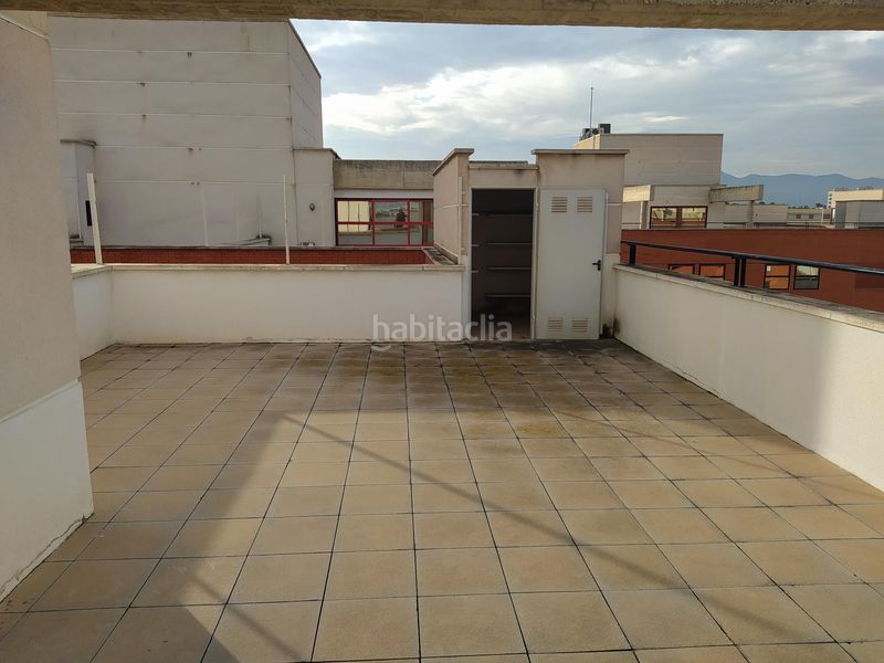 Foto 778286c5-2fe5-4140-a0b8-8ce5ac3ac3d6. Oficina en calle de molina de segura 3 amplio y luminosa oficina en última planta-ático, con todas las orientaciones. venta y alquiler. en Murcia