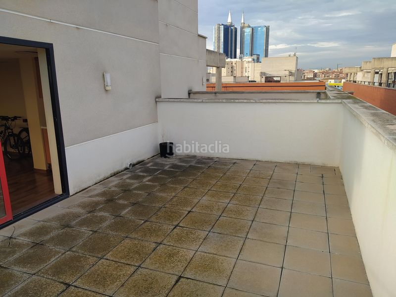 Foto b977128e-5bc8-4497-ba7e-222dc4550fc8. Oficina en calle de molina de segura 3 amplio y luminosa oficina en última planta-ático, con todas las orientaciones. venta y alquiler. en Murcia