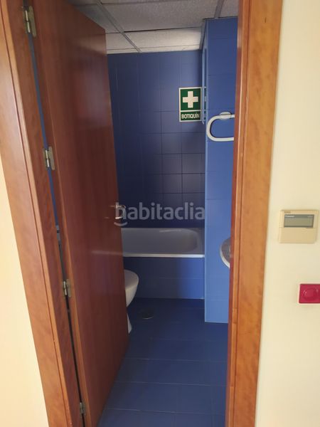 Foto c4ee66c3-3a94-40f6-ab4d-ab5bca5cbfb7. Oficina en calle de molina de segura 3 amplio y luminosa oficina en última planta-ático, con todas las orientaciones. venta y alquiler. en Murcia