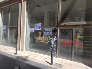 Location Bureau  Calle frenería. Local muy céntrico, diáfano en dos alturas.