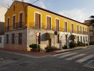 Gebäude in Calle s eusebio 36. Edificio en venta, antigua pensión san diego