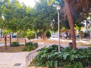 Appartement à Avenida intendente jorge palacios 18. Planta baja frente al rio