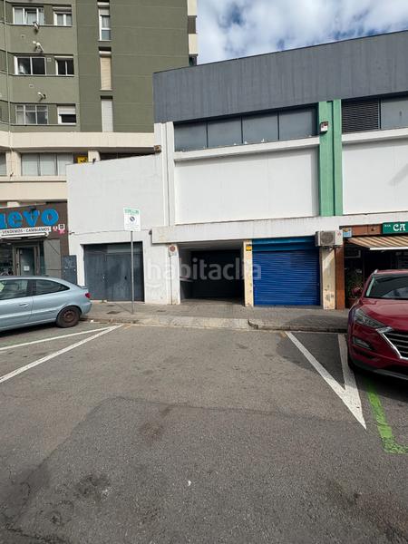 Foto d8198c7c-fd69-4eea-8a02-303ca1e7e6e8. Autoparkplatz in avinguda meridiana 326 in La Sagrera Barcelona