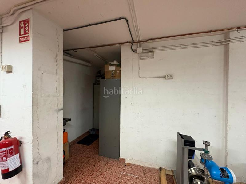 Foto 2d06b213-60bc-48e8-9376-4e95223d8f11. Local comercial en carrer d'hondures 48 local comercial de 527 m² con zona de almacén y oficinas, listo para entrar en Barcelona
