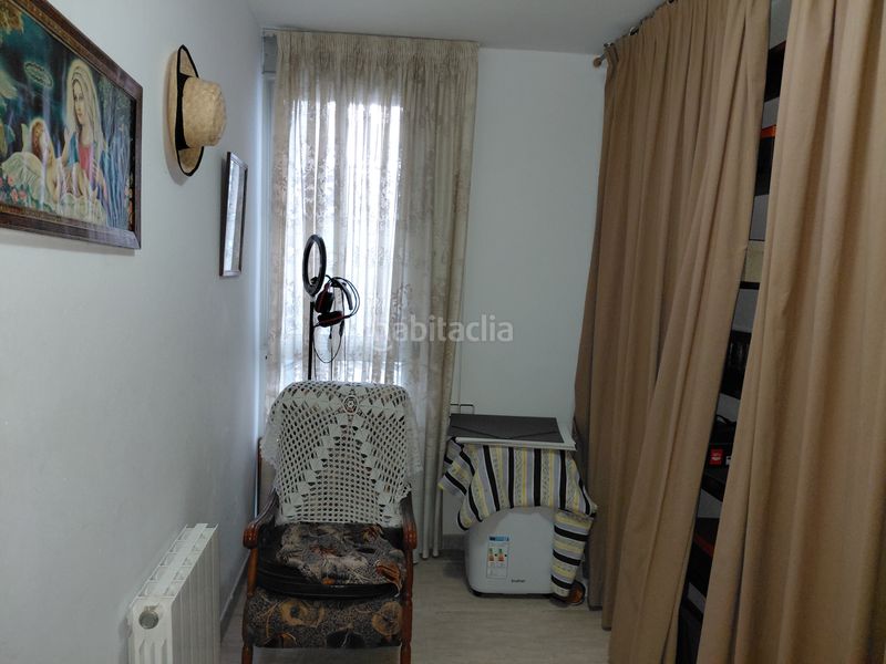 Foto f38d25e2-d692-40ef-b54a-376cf99da118. Flat with heating in Centre Mataró