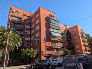 Flat  Barrio luz. Amplio piso en la llum, valencia  ideal para familias