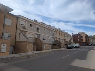 Casa adossada  Alicante. Amplio adosado en la llosa de ranes  ideal para familias