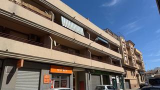 Etagenwohnung  Luis roca. Se vende piso en monserrat a un precio excepcional