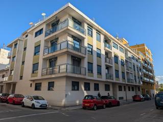 Planta baixa  Calle fray humilde soria. Amplia planta baja en oliva con terraza