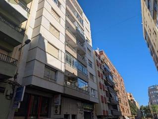 Piso  Calle ausias march. Se vende amplio piso en oliva