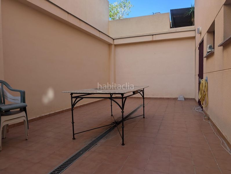 Foto f4f503cf-fcb7-401d-9ce2-ffa618d525bd. Pis amb aparcament a Benaguasil