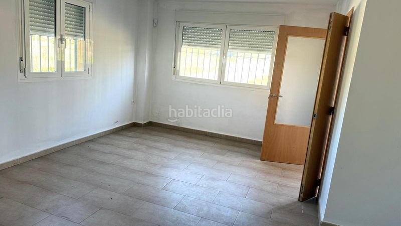 Foto f0217392-c8a5-498f-a7c3-f335abbe9ded. Casa a Requena