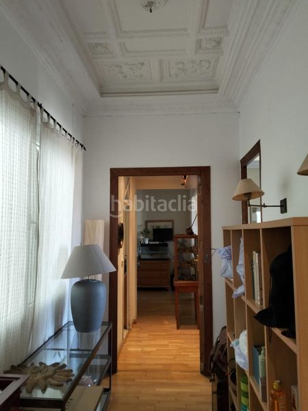 Foto dcabe4a2-a9dd-40bd-af18-599eb014f3cb. Pis a Russafa Valencia