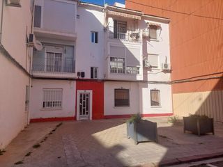 Etagenwohnung  Calle bonaire. Acogedor piso en venta en silla