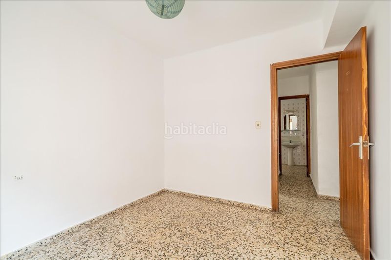 Foto 883ff493-97be-4603-a5e2-aee3bd285213. Pis a playa puerto de Sagunto Sagunt