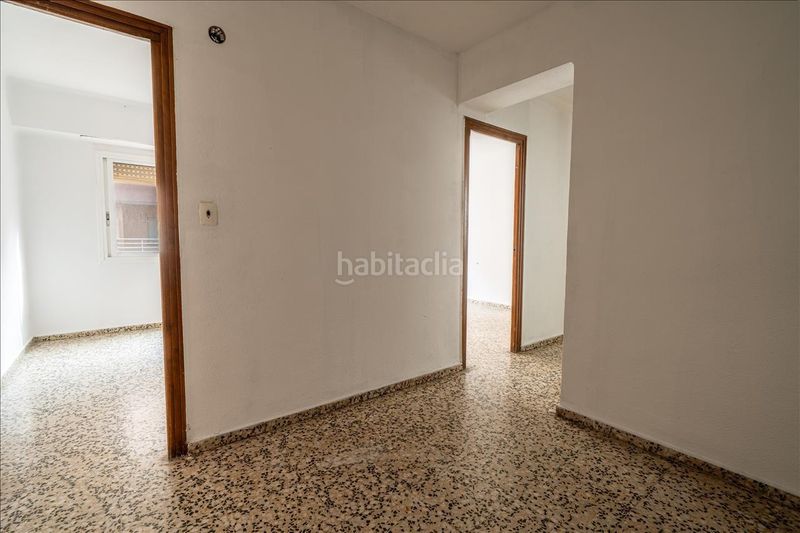 Foto b8fc821f-8ebc-46ba-9cd9-7d9fc03e5a5e. Pis a playa puerto de Sagunto Sagunt
