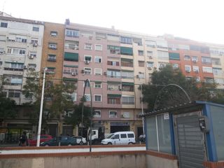 Pis  Tres cruces. Amplio piso en tres forques, valencia  ideal para familias