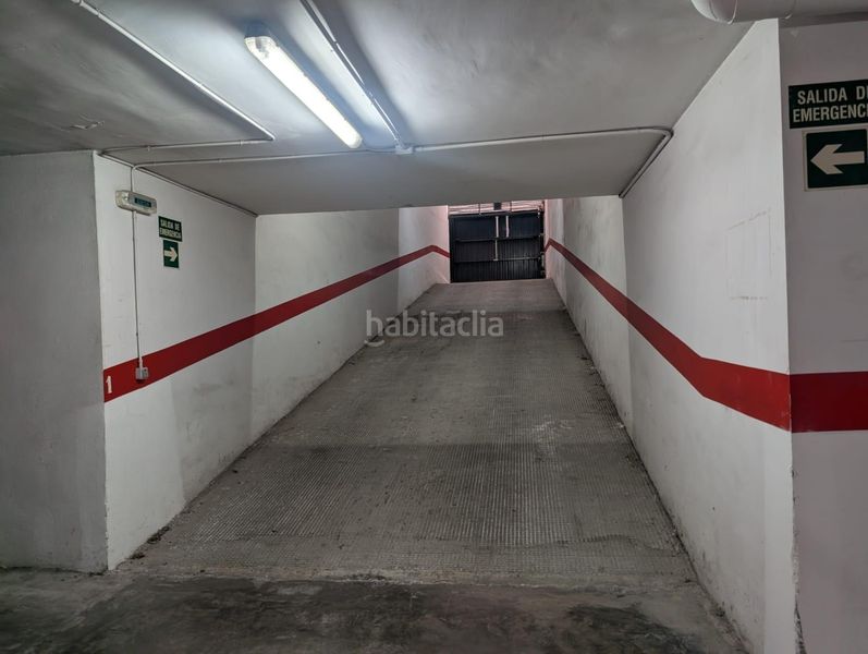 Foto 8a581da7-0372-45e5-ab80-adf2935b2d45. Aparcament cotxe a Sants Patrons Alzira