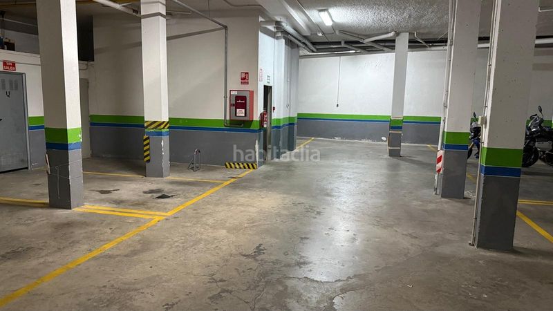 Foto 1656f247-a86b-4a3e-ba07-d0f47c799286. Aparcament cotxe a Meliana